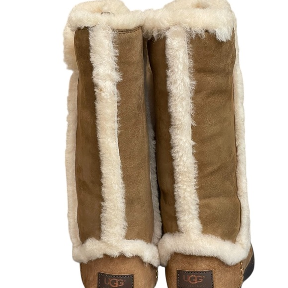 UGG Australia 1008030 Katia Classic Tall Suede Sheepskin
Boots Shoes Chestnut 9 - Picture 6 of 16